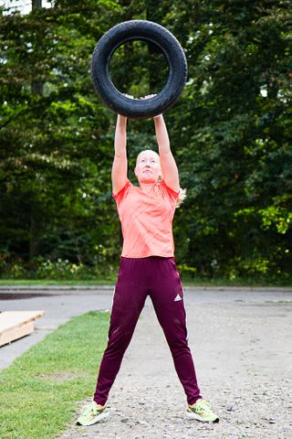 Bildæk, back throw