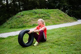 Bildæk, maverulning til armstrækning